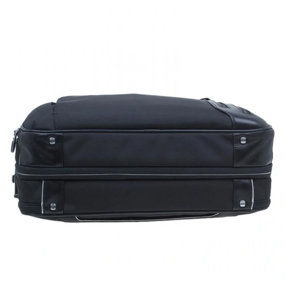 Tumi nwot black